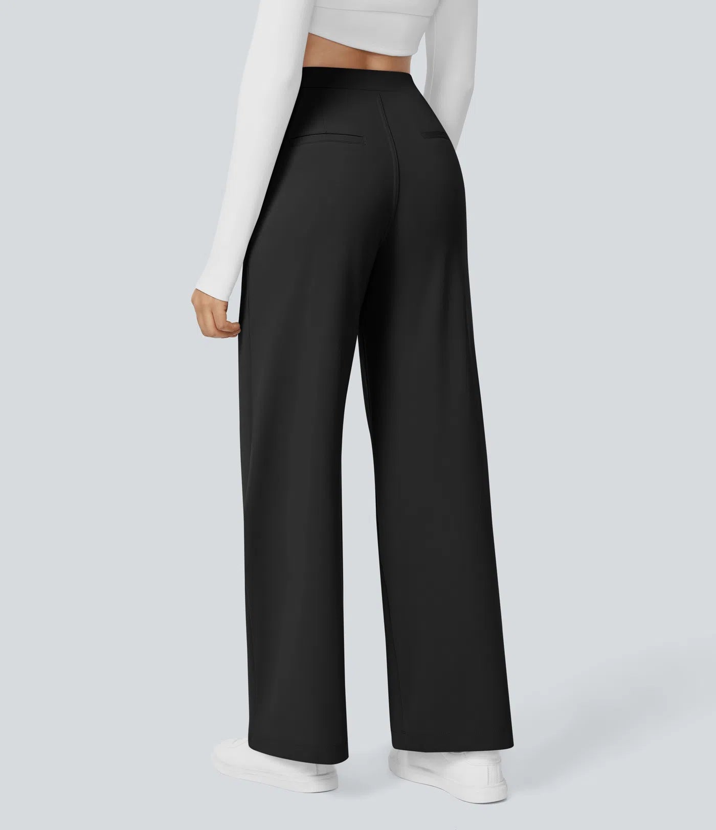 Pantalon tailleur ALERA Flex™ DayStretch à taille haute, coupe droite, avec poches pratiques.