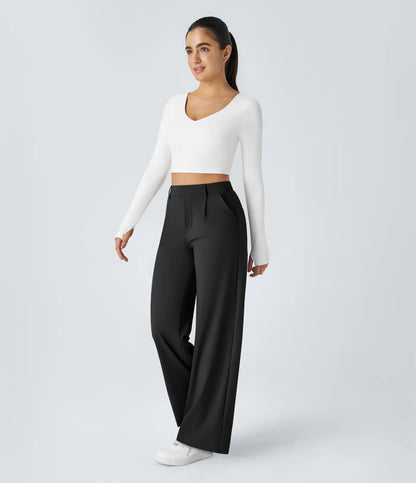 Pantalon tailleur ALERA Flex™ DayStretch à taille haute, coupe droite, avec poches pratiques.